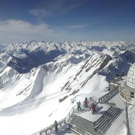 Appartamento Centre-ville Pour Et Cure *