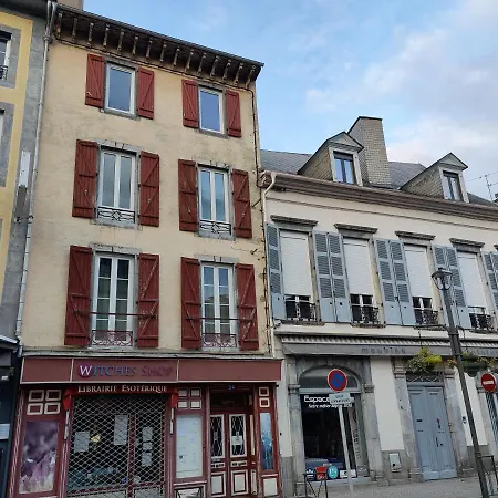 Appartamento Centre-ville Pour Et Cure *