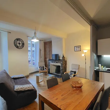 Apartment Centre-ville Pour Sejour Et Cure *