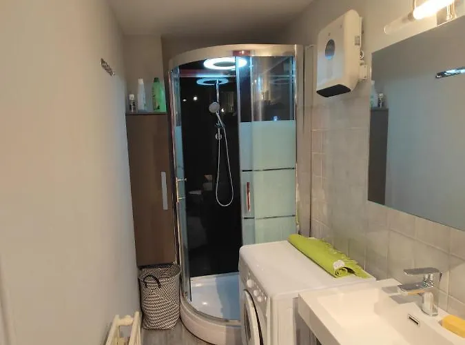 Apartment Centre-ville Pour Sejour Et Cure Bagneres-de-Bigorre